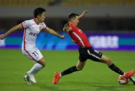 包含社区盾窗口期再迎强敌，成都蓉城回应争议，主帅态度：目标明确，高层口径保持一致的词条